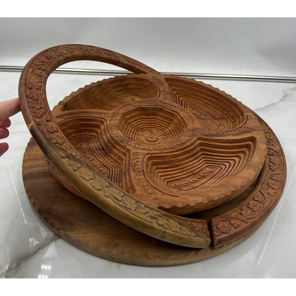 Hand Carved Collapsible Wooden Fruit Basket Spiral Design 5 Compartment Trivet